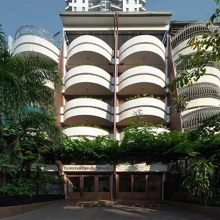 Stay Plus Hotel Bangkok