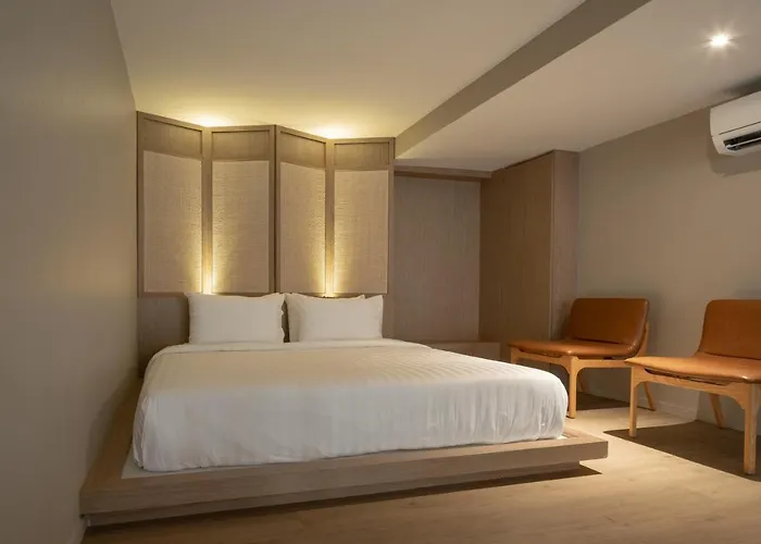 Stay Plus Hotel Bangkok Hotel