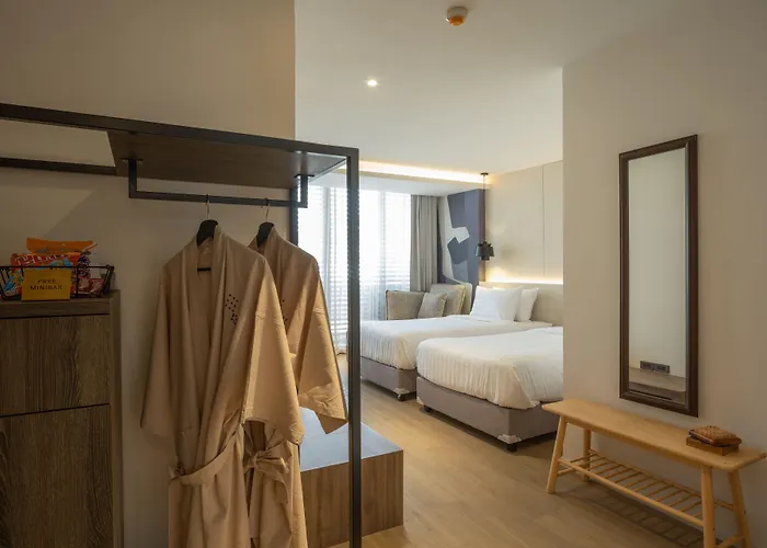 Stay Plus Hotel Bangkok Hotel