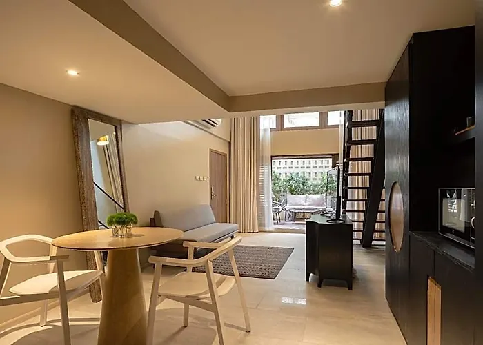Stay Plus Hotel Bangkok 3*
